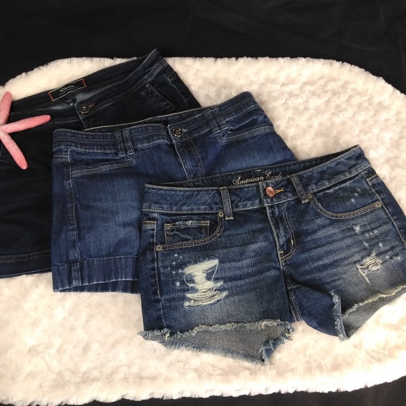 American Eagle, WHBM, Tommy Bahamas Pants - Shorts Bundle diferent Brands Sz 6 Lot of 3